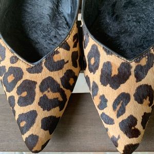 I.N.C. Leopard Flats